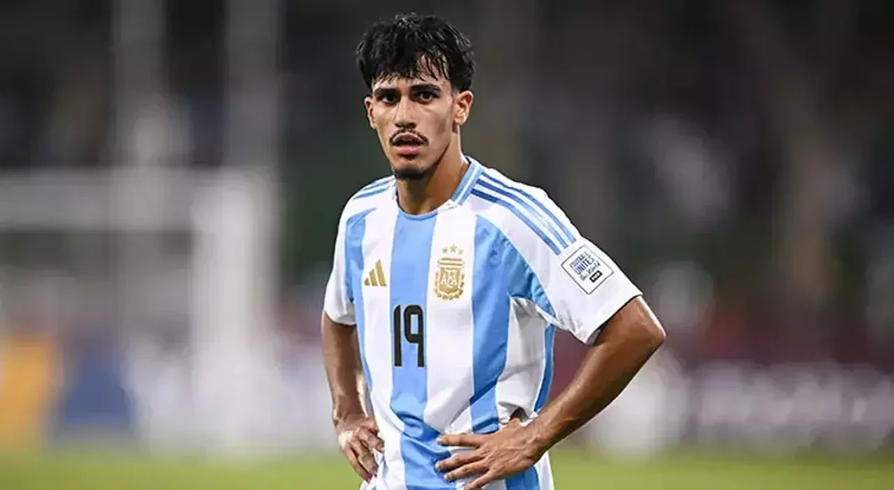 Galatasaray transfer haberleri son dakika! Galatasaray 3. transferini yapmaya hazırlanıyor