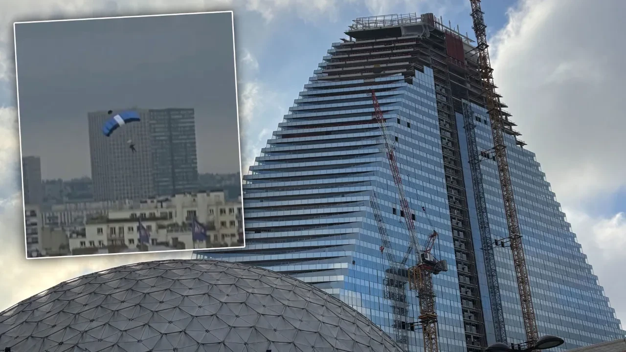 İnşaat halindeki kuleden yasa dışı atlayış: İki paraşütçü yaya olarak kaçtı