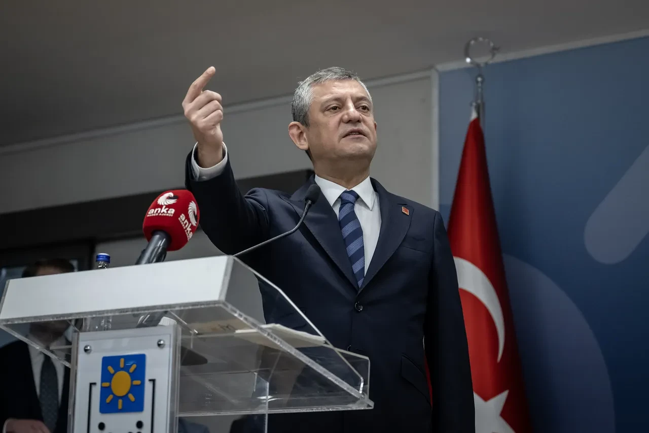 Müsavat Dervişoğlu'nun Özgür Özel'e uyarısı son noktaydı! "İttifak şansı kalmadı"