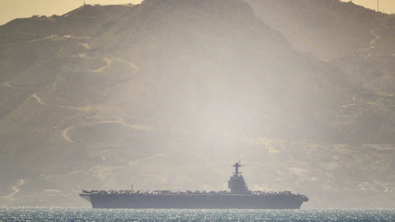 Adım adım savaşa doğru: ABD'nin uçak gemisi Ford, Akdeniz'e ulaştı! 