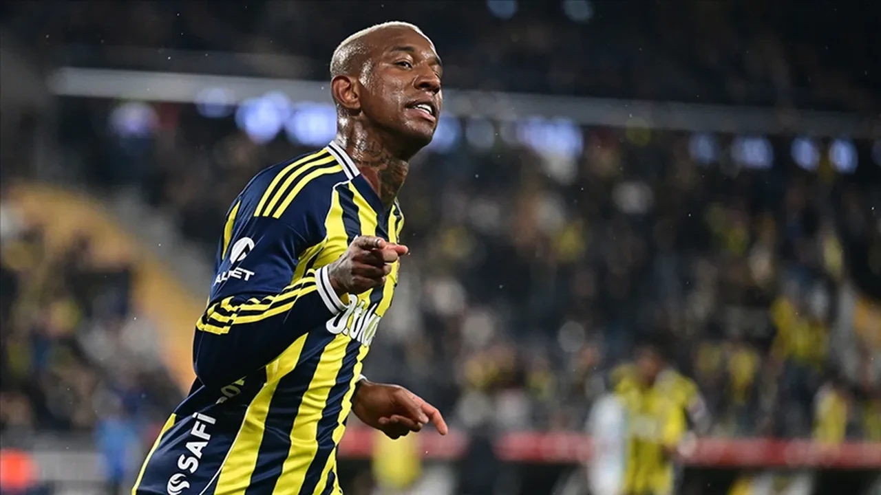 Anderson Talisca'dan Fenerbahçeli taraftarlara mesaj: "Unutmalıyız"