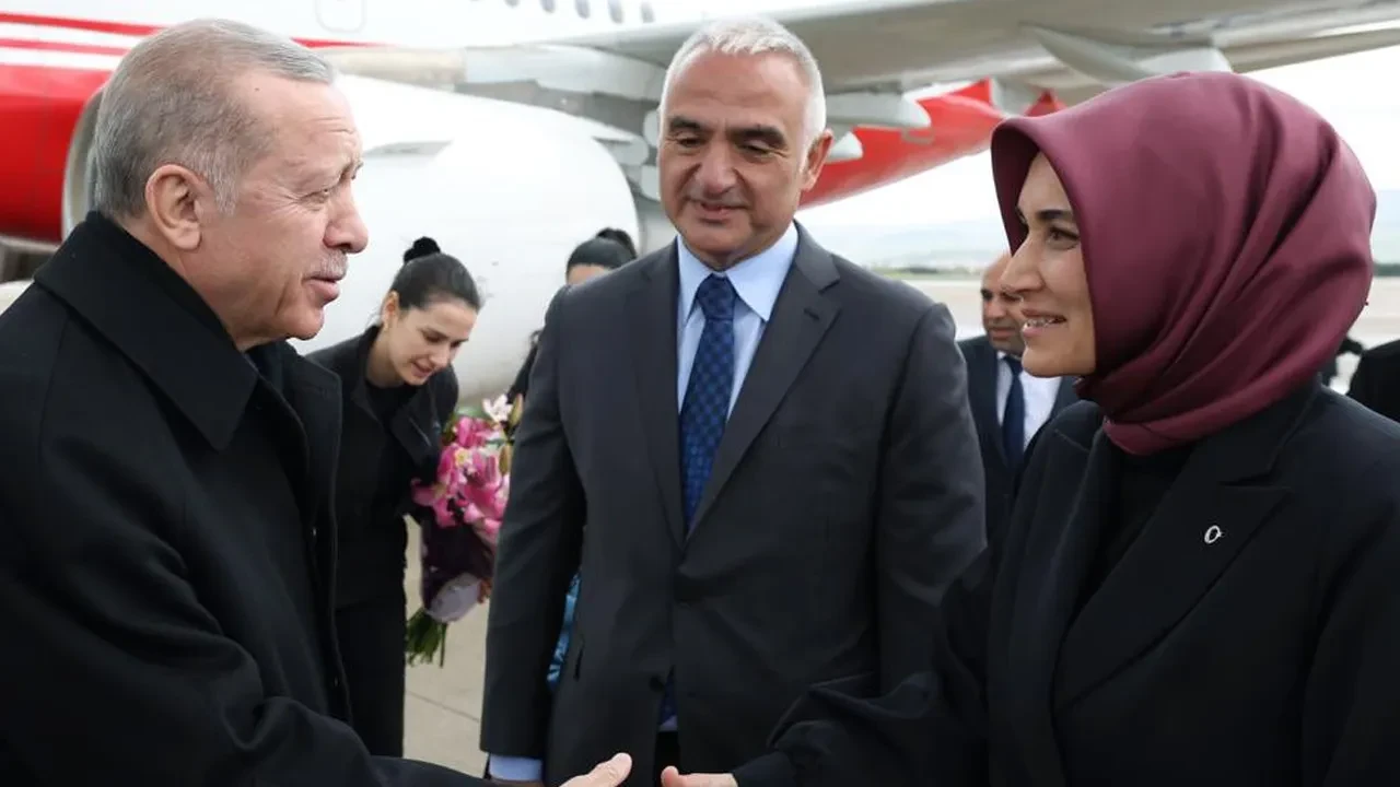 Atamalarda dikkat çeken isim! İlk başörtülü vali Kübra Güran Yiğitbaşı'nın yeni görevi belli oldu 