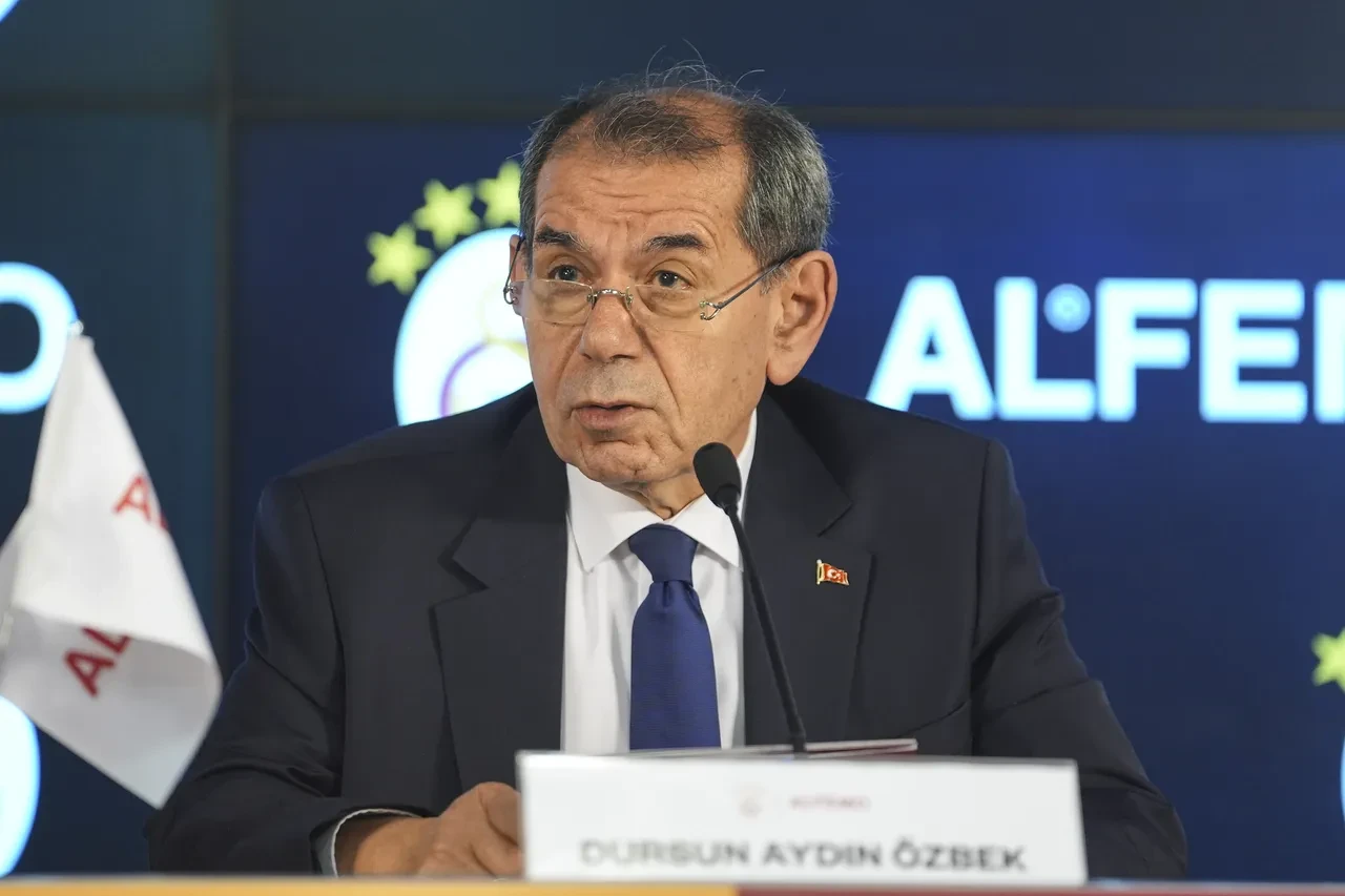 Galatasaray Başkanı Dursun Özbek'ten adaylık açıklaması! Seçimle ilgili kararını duyurdu