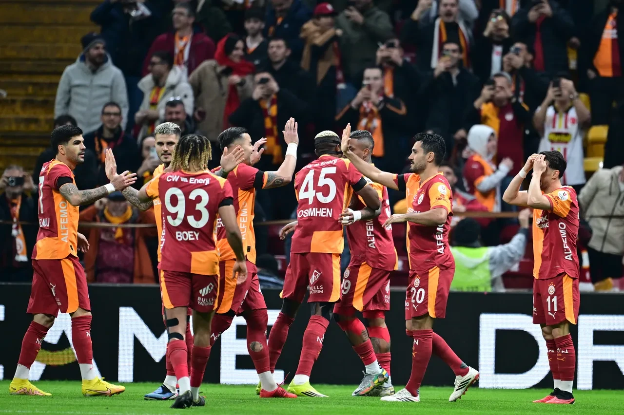 Galatasaray'da Osimhen şoku! Yıldız oyuncu Konyaspor maçında yok