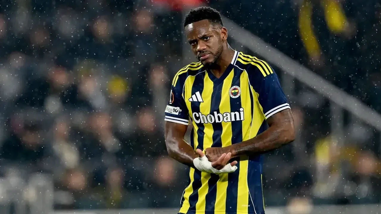 Jhon Duran'dan Fenerbahçe'nin Nottingham Forest mağlubiyeti sonrasında olay hareket!