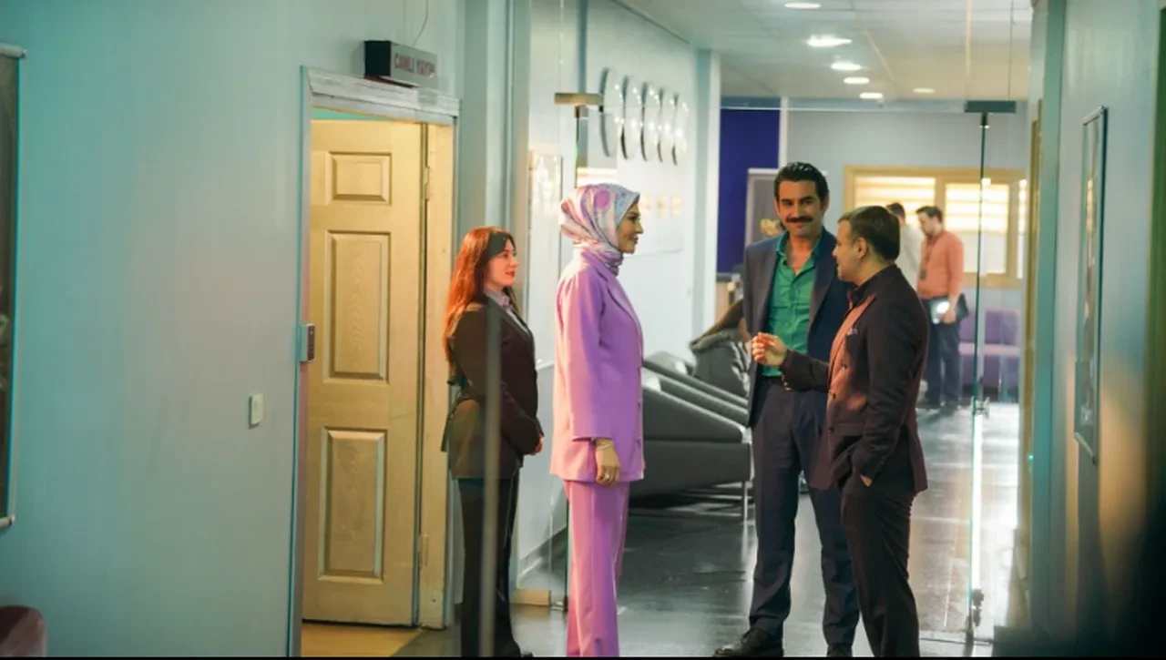 Kızılcık Şerbeti dizisine konuk olan Şef Şükran Kaymak kimdir? Şükran Kaymak kaç yaşında, evli mi?