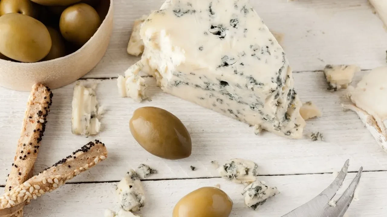 Sahurda peynir ve zeytin yiyenler dikkat! Sakın bu hataya düşmeyin