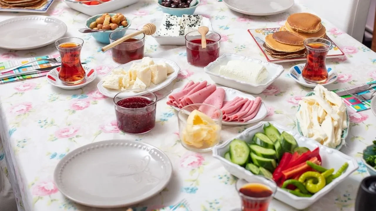 Sahurda peynir ve zeytin yiyenler dikkat! Sakın bu hataya düşmeyin