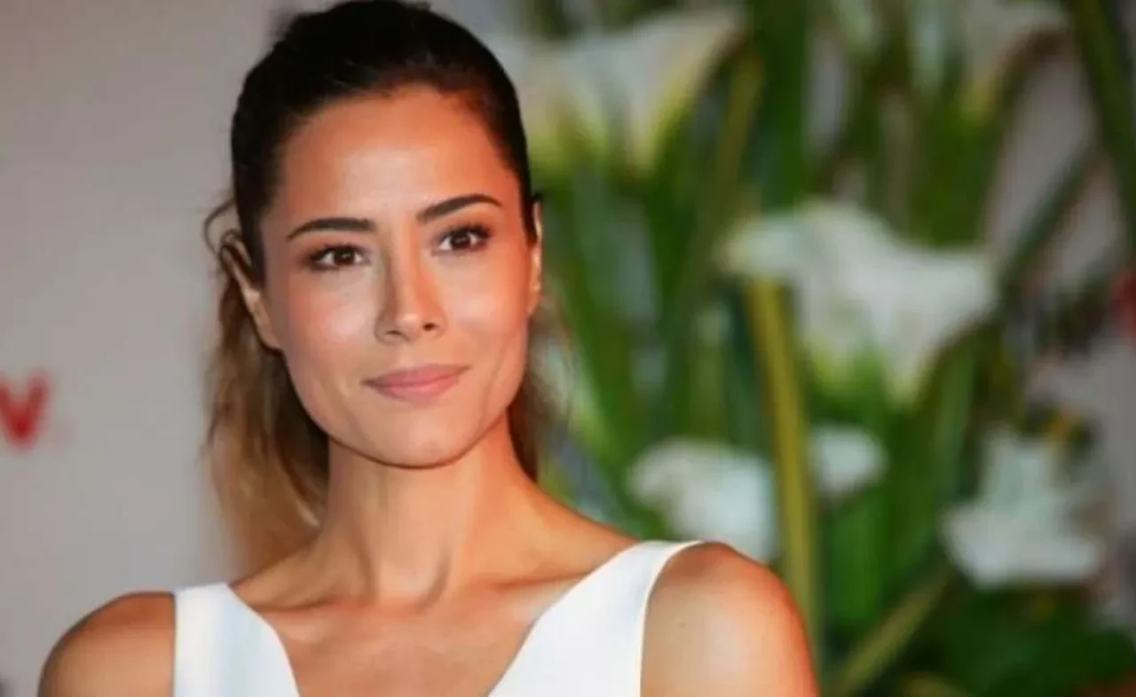 Sevdiğim Sensin dizisi oyuncusu Özlem Conker kimdir, Özlem Conker hangi dizilerde oynadı?