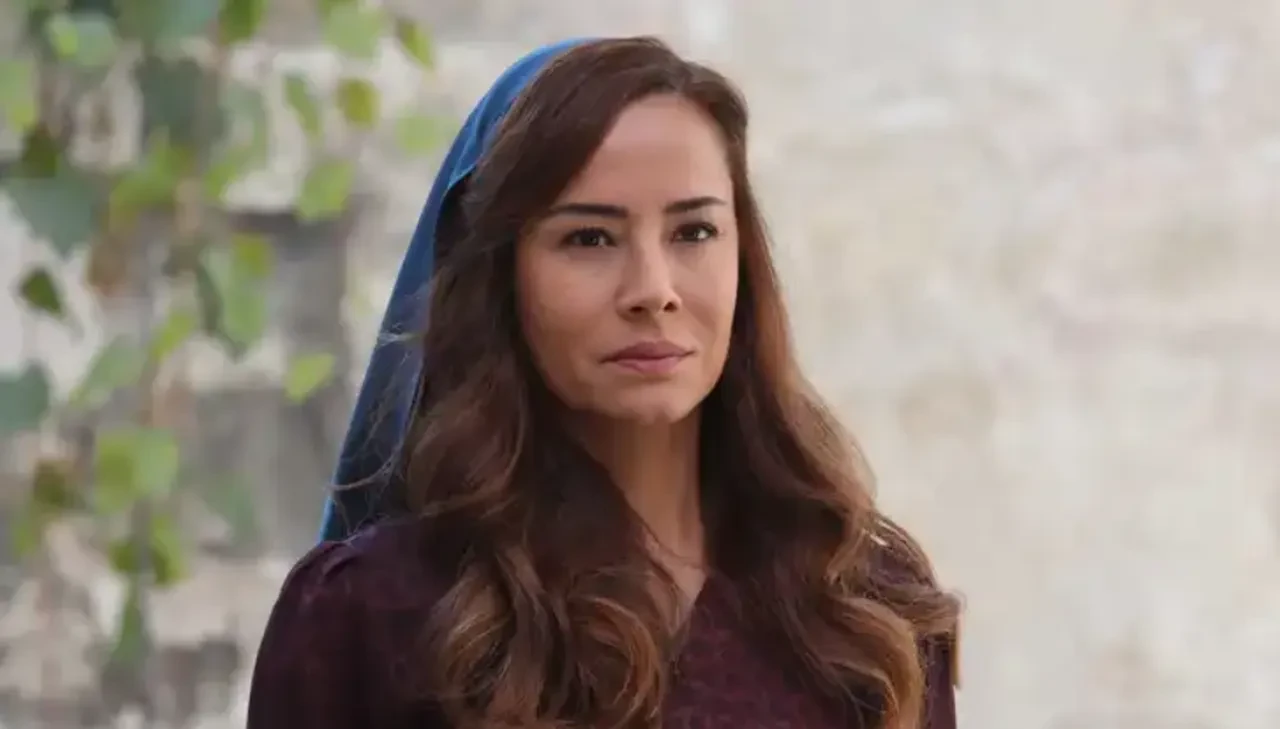 Sevdiğim Sensin dizisi oyuncusu Özlem Conker kimdir, Özlem Conker hangi dizilerde oynadı?