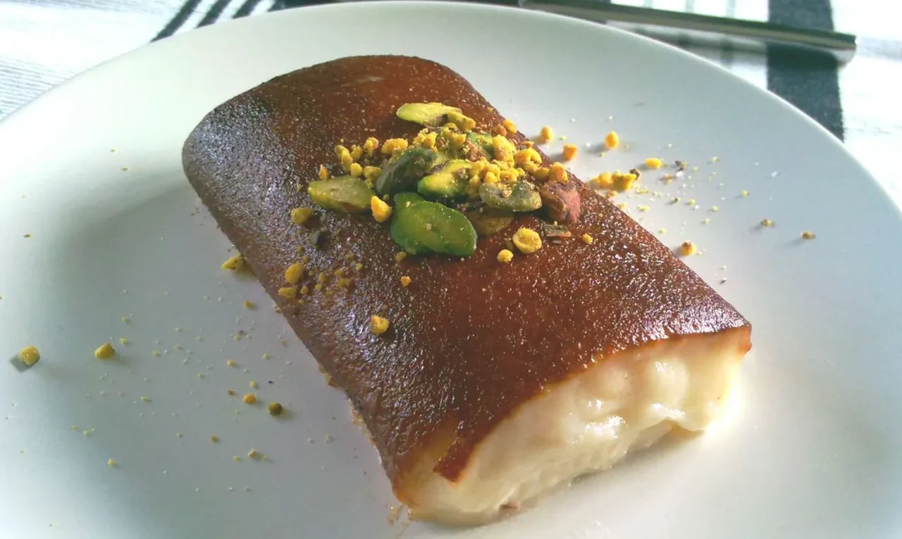 Tabak tabak dağıtacağınız kazandibi tarifi 2026! Evde pastane usulü kıvamında kazandibi nasıl yapılır?