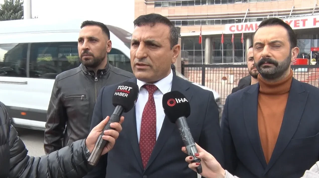 Yazıhan Belediye Başkanı Abdulvahap Göçer CHP'den ihraç edildi