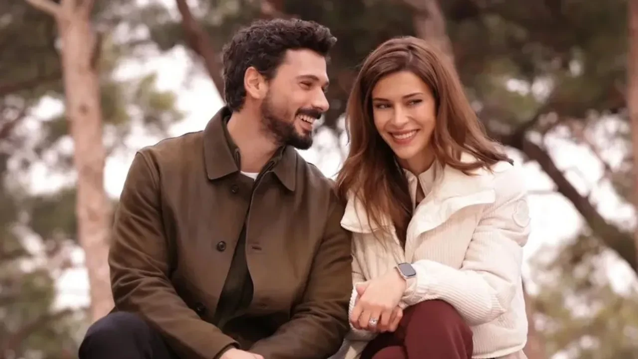 Yeraltı dizisinin yıldızları Devrim Özkan ve Deniz Can Aktaş’ın aşk yaşadığı iddia edildi! O detay her şeyi ele verdi