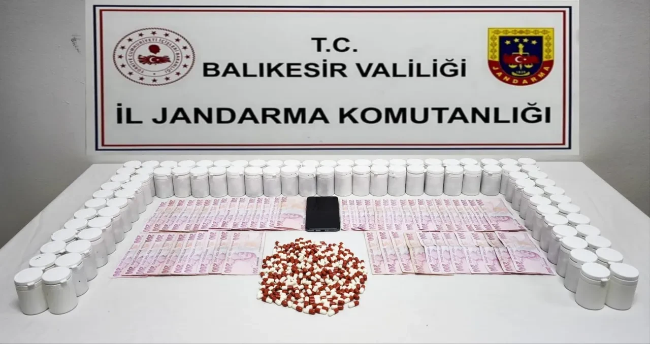 Balıkesir'de uyuşturucuya büyük darbe! 52 adrese operasyon düzenlendi