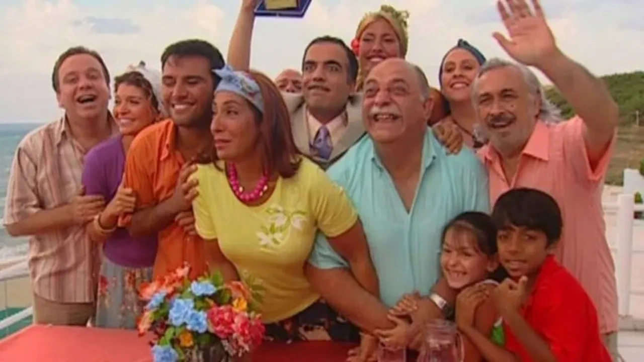 Cennet Mahallesi dizisinin Aliş’i Seyit Karabulut’un son hali şaşkına çevirdi! Eski çocuk oyuncu darbuka alırken görüntülendi