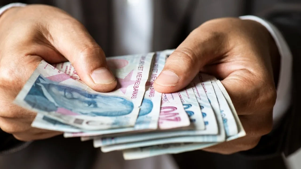 Emekli bayram ikramiyesi için kanun teklifi