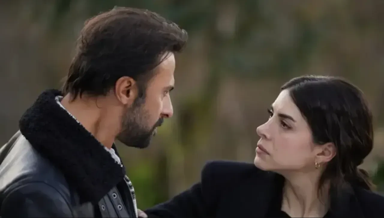 Taşacak Bu Deniz dizisi 20. bölüm fragmanı nefes kesti! Gezep, Eleni'yi öğreniyor! Taşacak Bu Deniz yeni bölümde neler olacak?