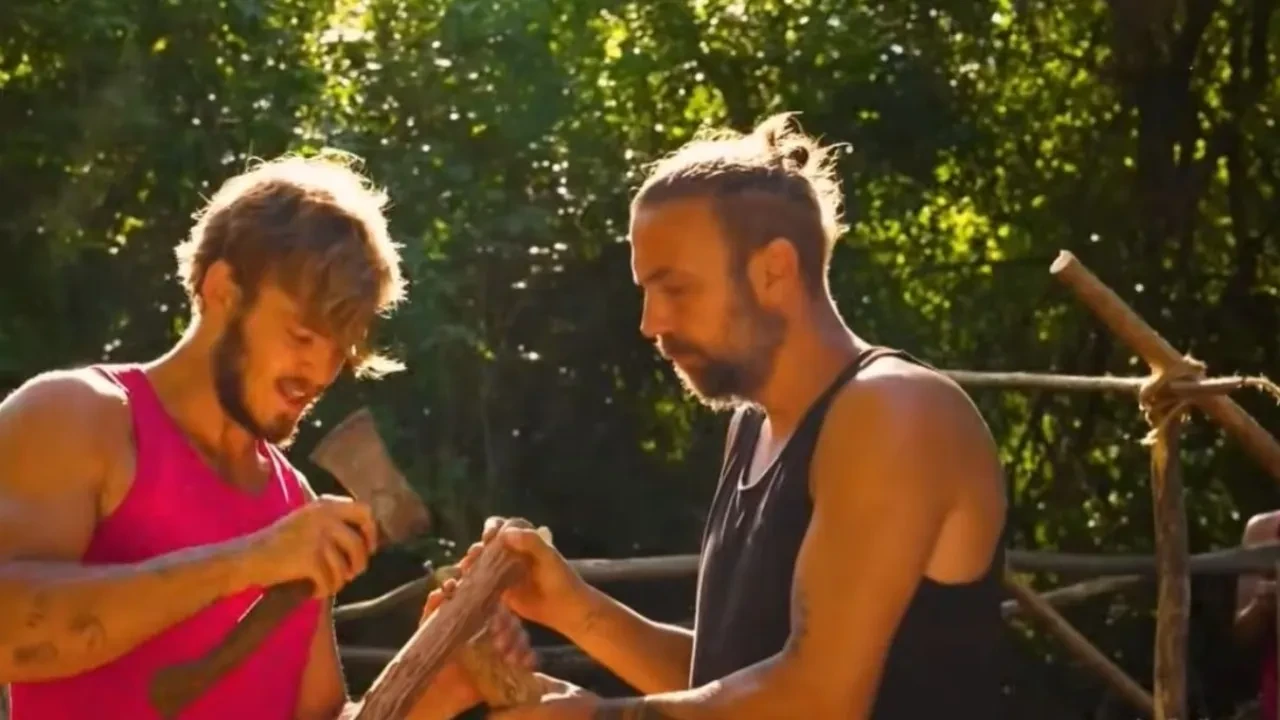 Survivor 2026 Ünlüler’de barınak isyanı! Deniz ve Seren Ay’dan erkeklere tepki 