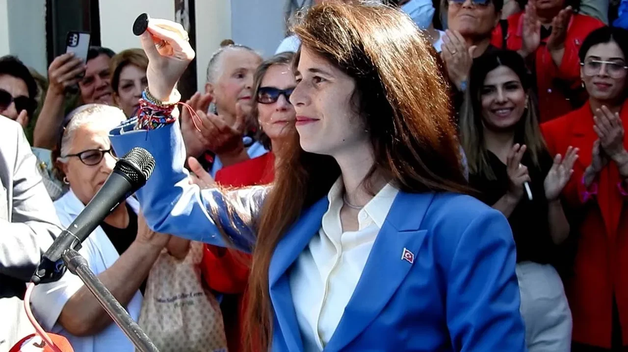 Ünlülere uyuşturucu soruşturması! CHP'li Belediye Başkanı Lal Denizli'nin ifadesi ortaya çıktı