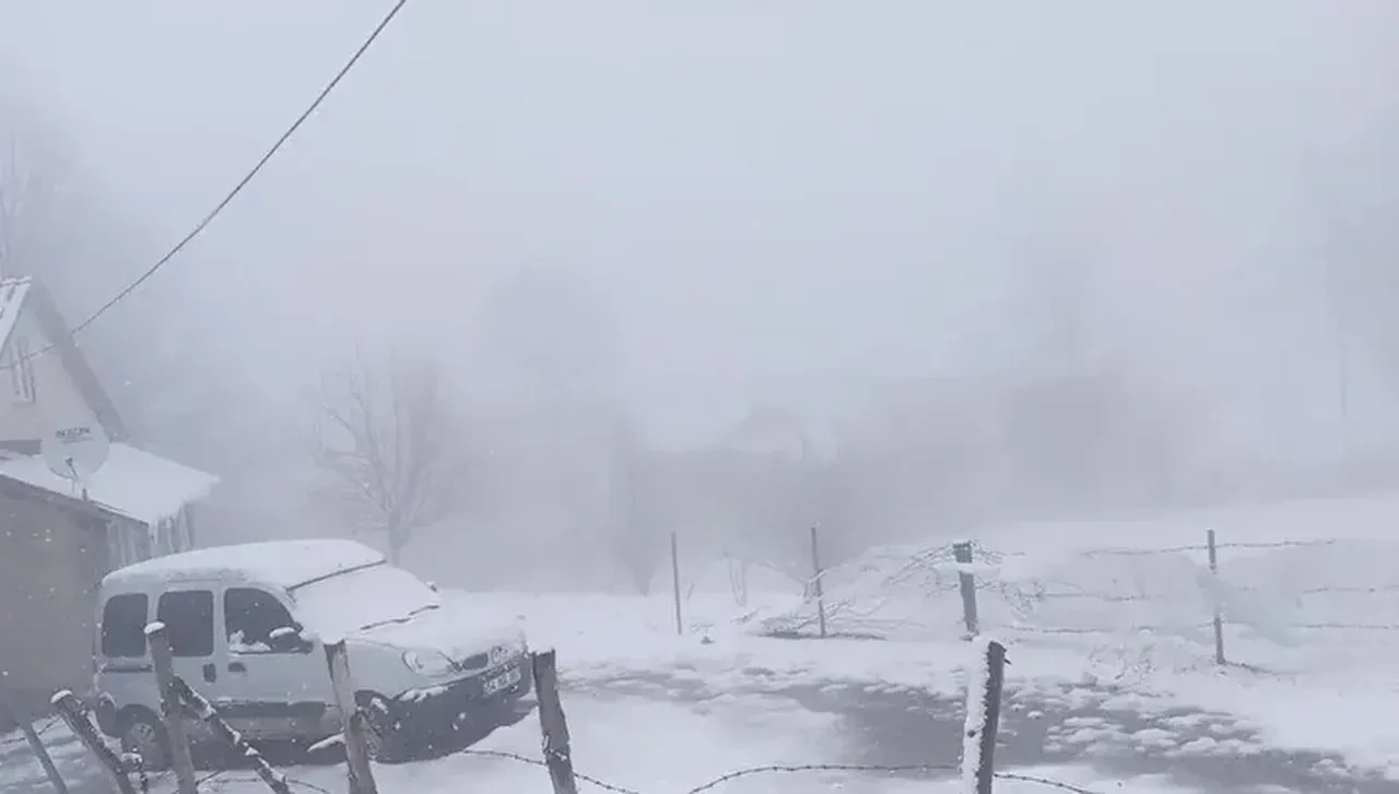 23 Şubat Pazartesi ders var mı okullar tatil edildi mi? Valilik açıklamaları