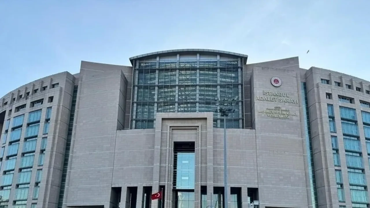 'Casperlar' suç örgütünde köstebek avı! 9 polis ve kamu görevlileri dahil 17 şüpheliye tutuklama talebi: Alman savcıya suikast planı ortaya çıktı!