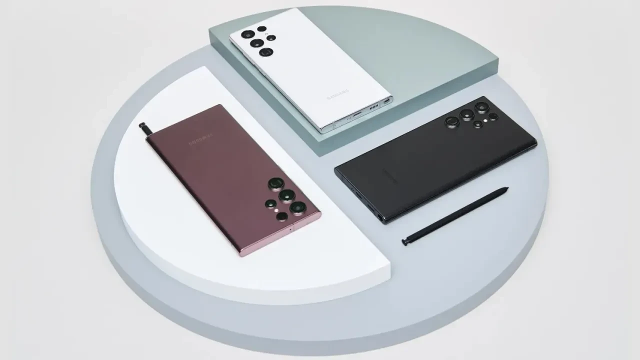 Galaxy S22 serisindeki çökme sorunu nedeniyle Samsung'a dava açıldı