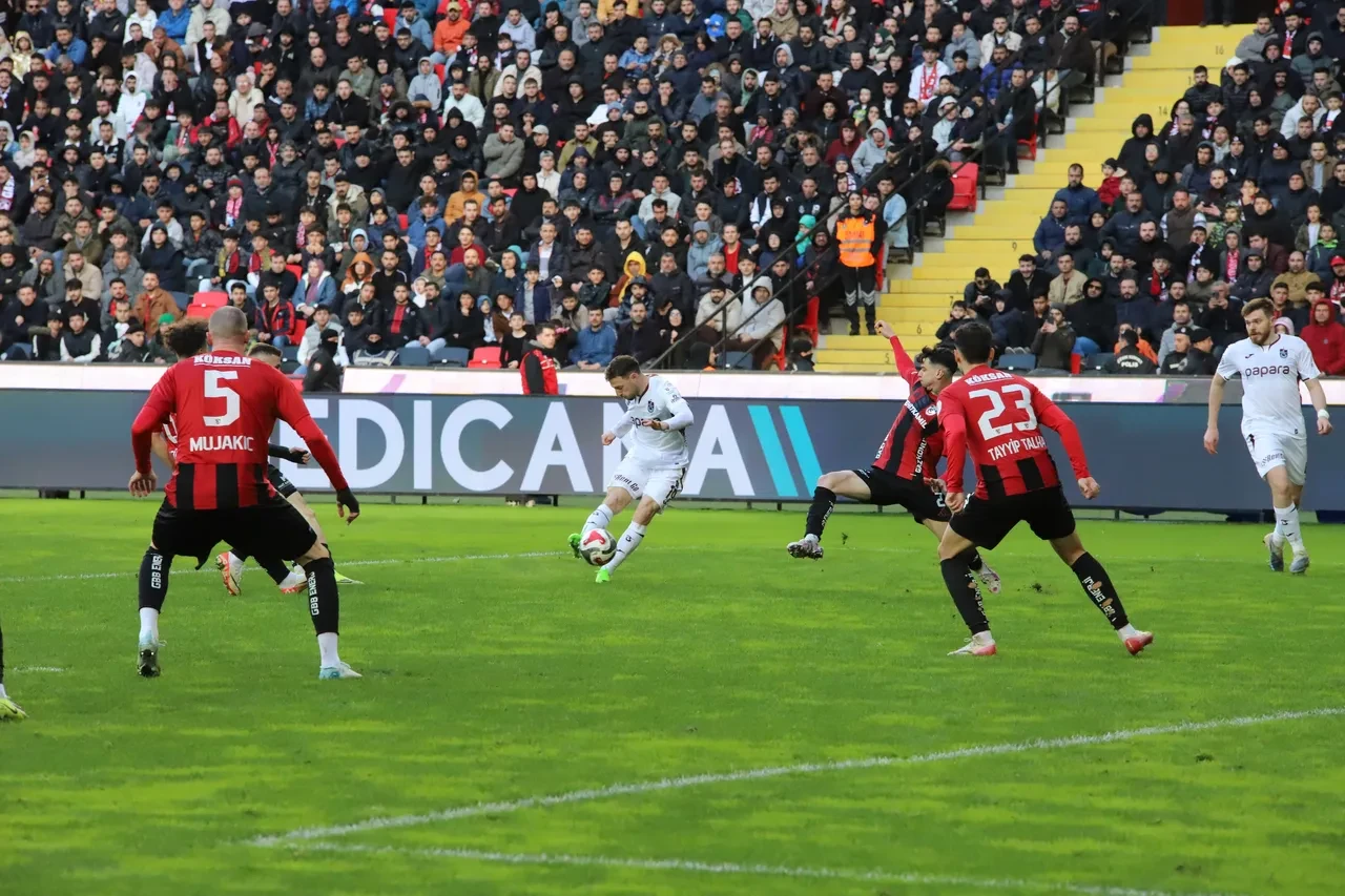 Gaziantep FK Trabzonspor maç skoru kaç kaç golleri kimler attı? Fırtına hata yapmadı