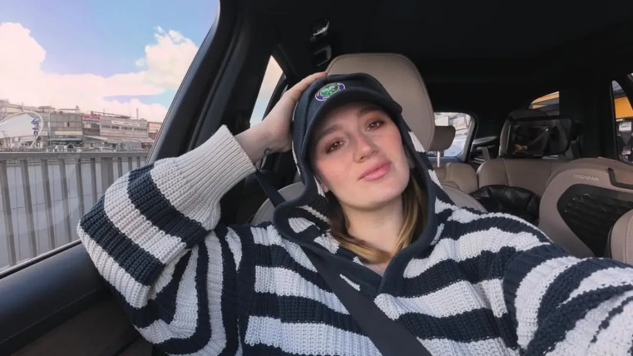 Gizem Karaca, kızı Leyla Yaz’ın yüzünü ilk kez paylaştı! Minik Leyla Yaz sosyal medyada gündem oldu