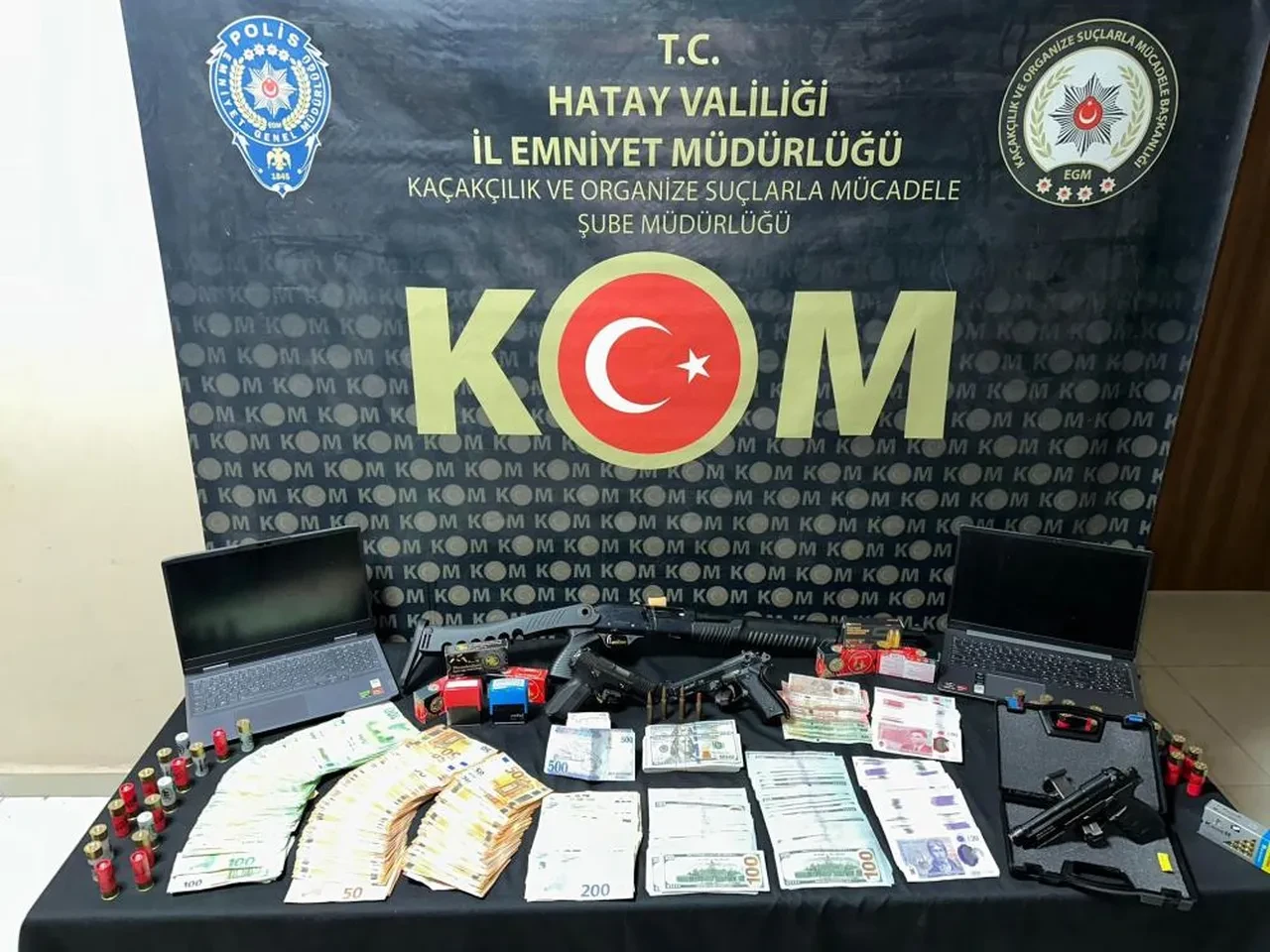 Hatay merkezli 8 ilde gümrük çetesi çökertildi: Milyonluk rüşvet ağı ortaya çıktı