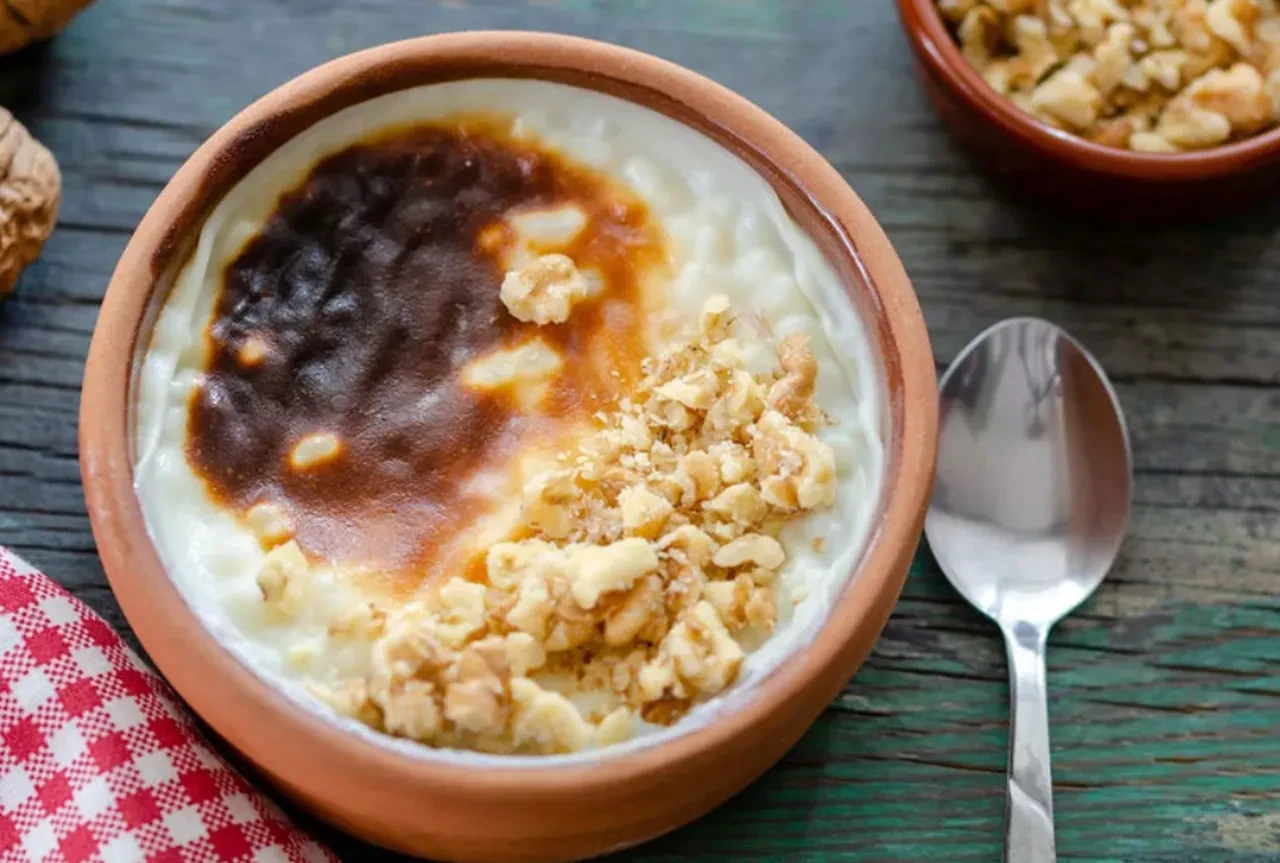 İftardan sonra gelen yoğun tatlı krizleri için kalorisiz lezzetler 2026! Ramazan'da kilo aldırmayan en fit tatlı tarifleri