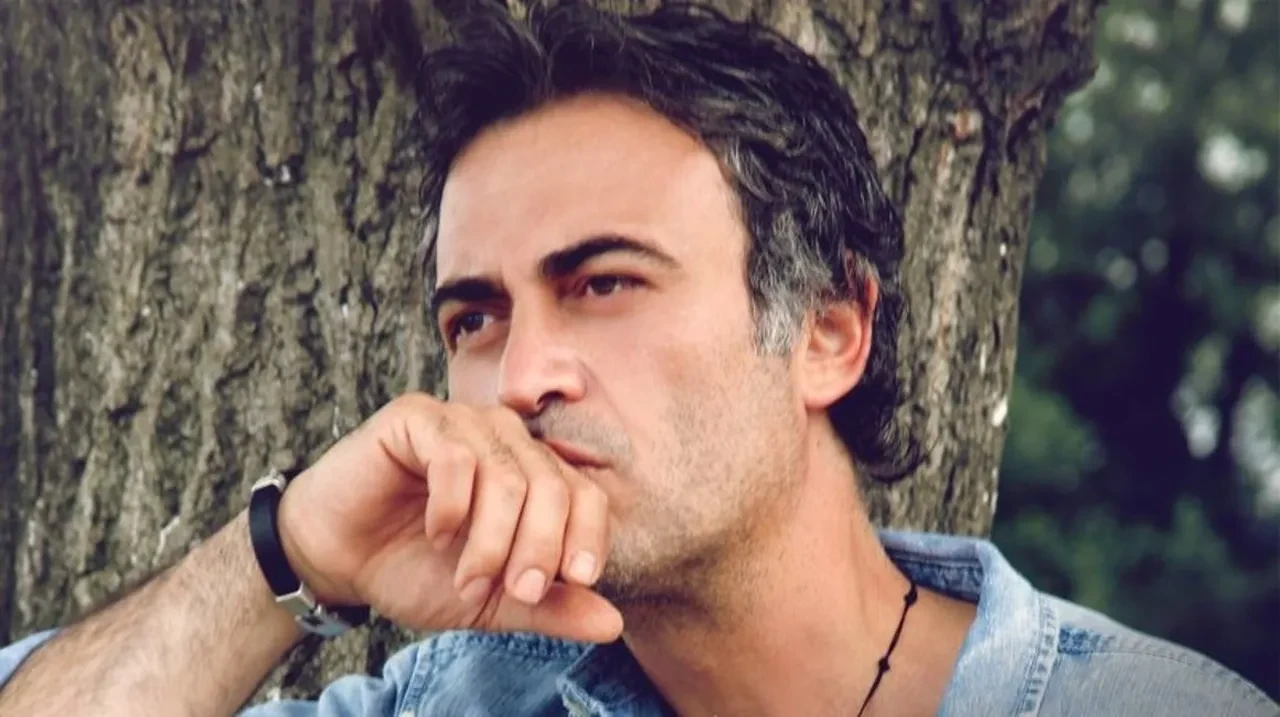 Kutsi stüdyoda gözyaşlarına hakim olamadı! Kızlarıyla ilk kez düet yaptı