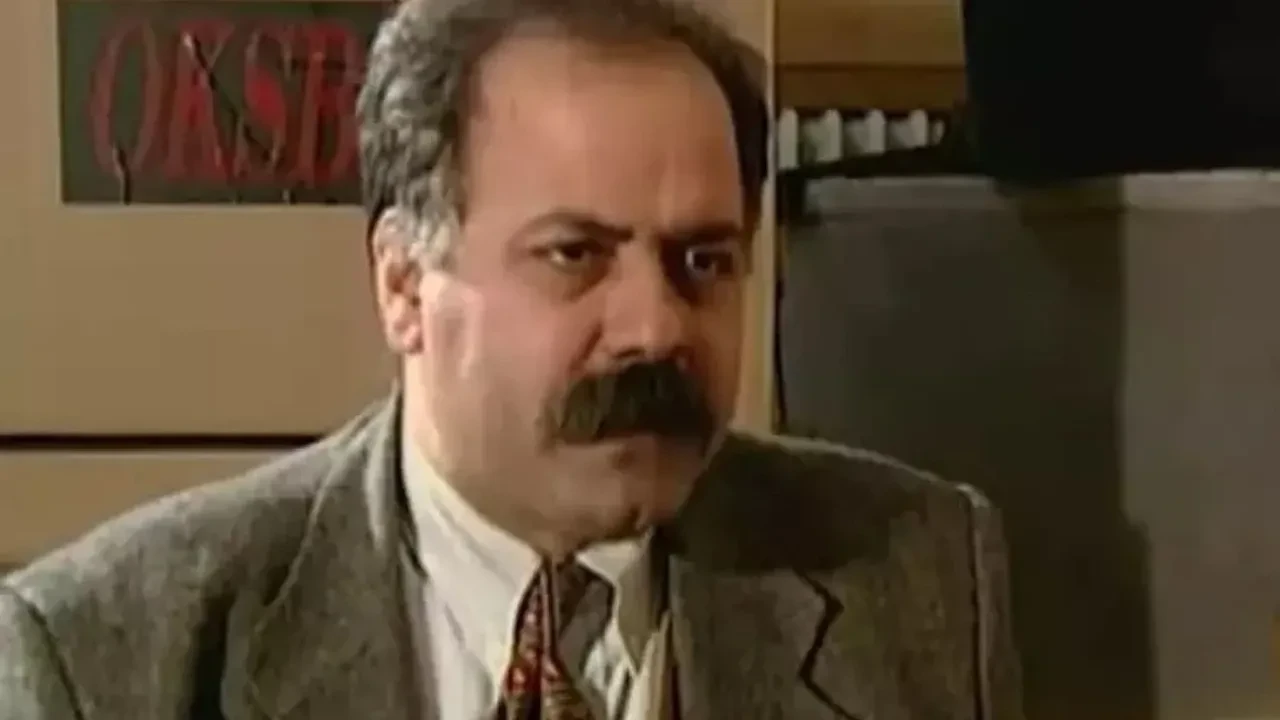 Usta oyuncu Ali Tutal hayatını kaybetti