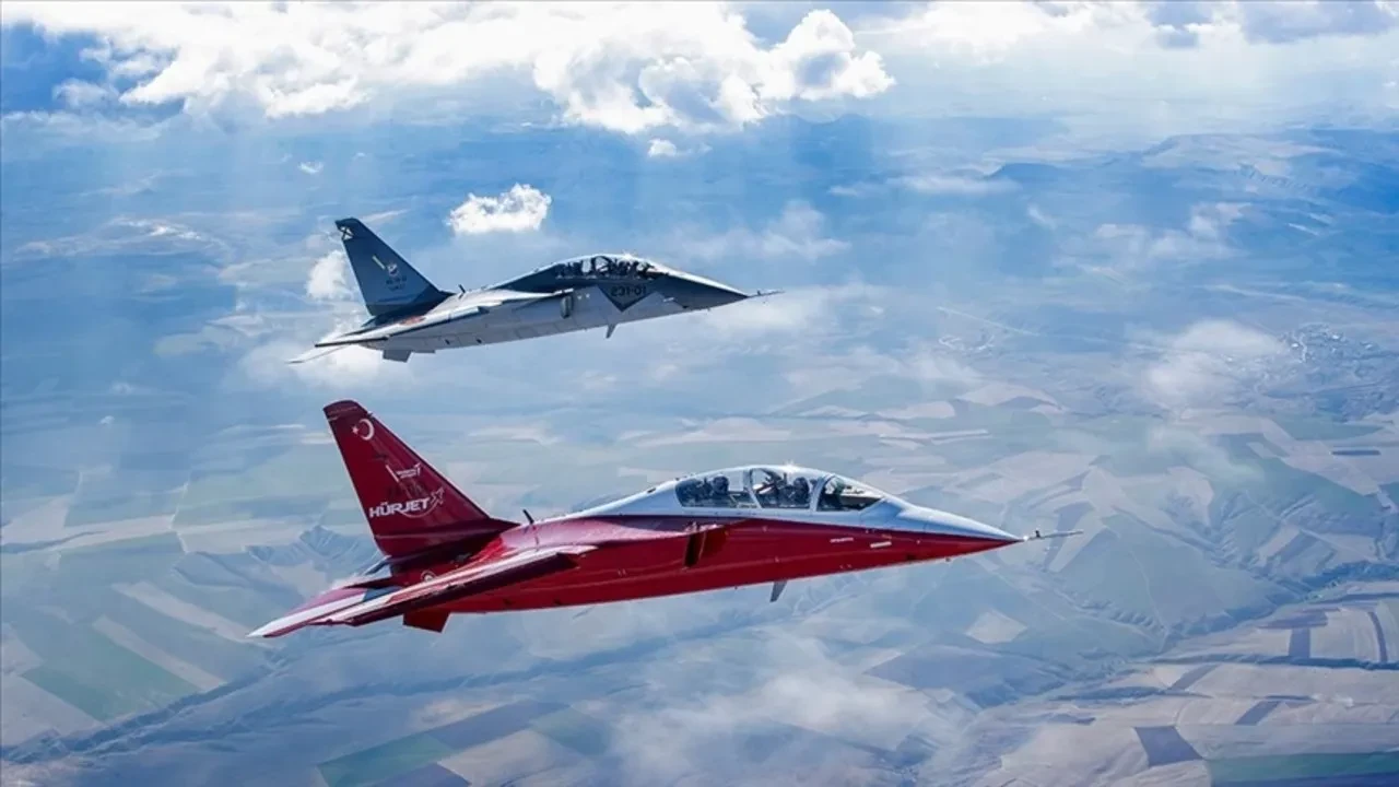 Antalya semalarında HÜRJET rüzgarı esecek: Sonik patlamalara karşı uyarı geldi