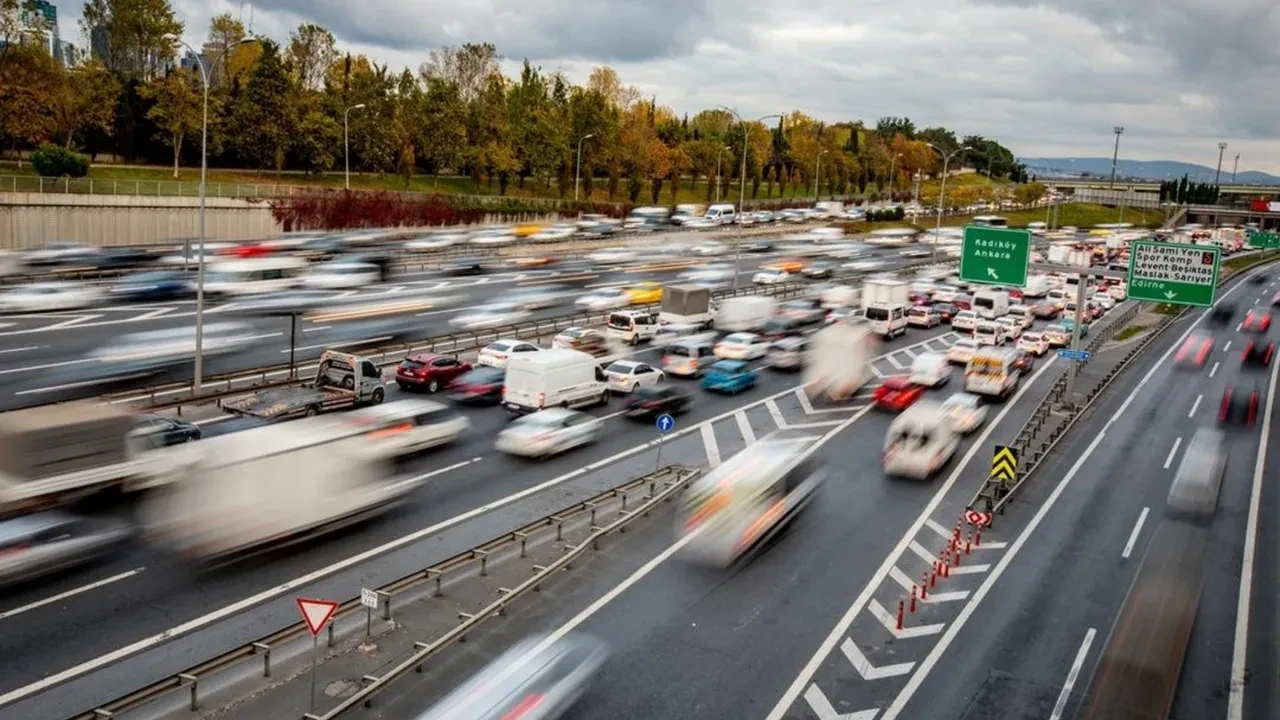 Bugün devreye girdi... İstanbul trafiğinde yeni dönem! 70 KM hız aşılamayacak