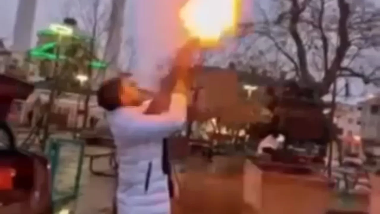 Cadde ortasında pompalı tüfekle dehşet saçtı