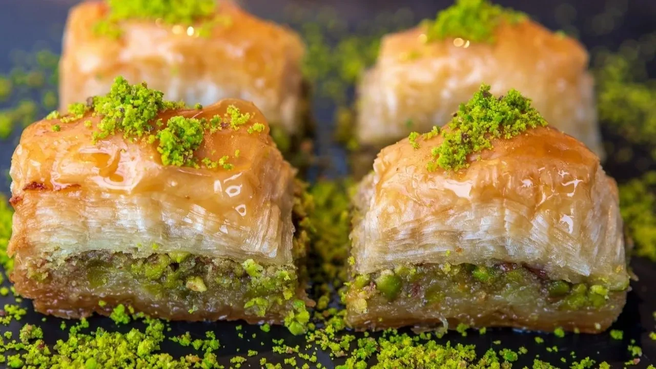 Diyet yapanlar için glutensiz misler gibi çıtır baklava tarifi!