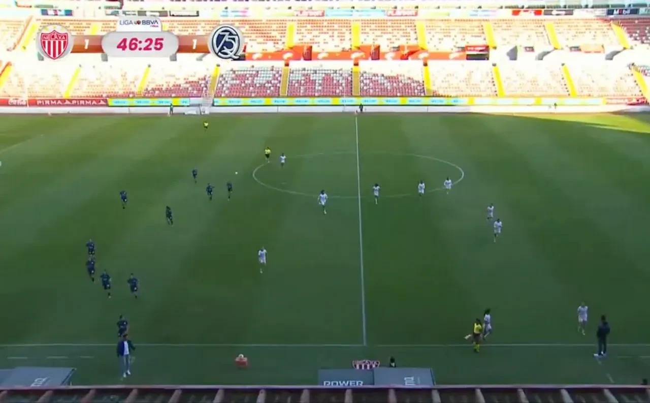 Dünya Kupası öncesi Meksika’da kaos: Maçın ortasında silah sesleri yükseldi, oyuncular sahadan kaçtı!