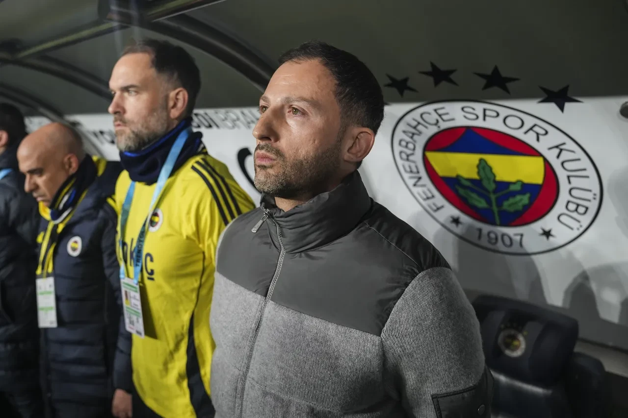 Fenerbahçe Kasımpaşa'ya son dakika golüyle takıldı: Süper Lig'de zirve karıştı!