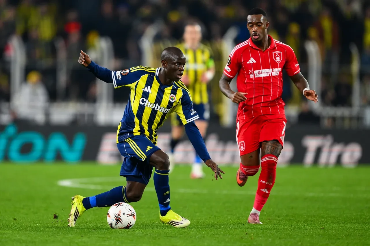 Fenerbahçe'de WhatsApp mesajları sızdı! Galatasaray'ın yenilgisi sonrası dikkat çeken ifadeler