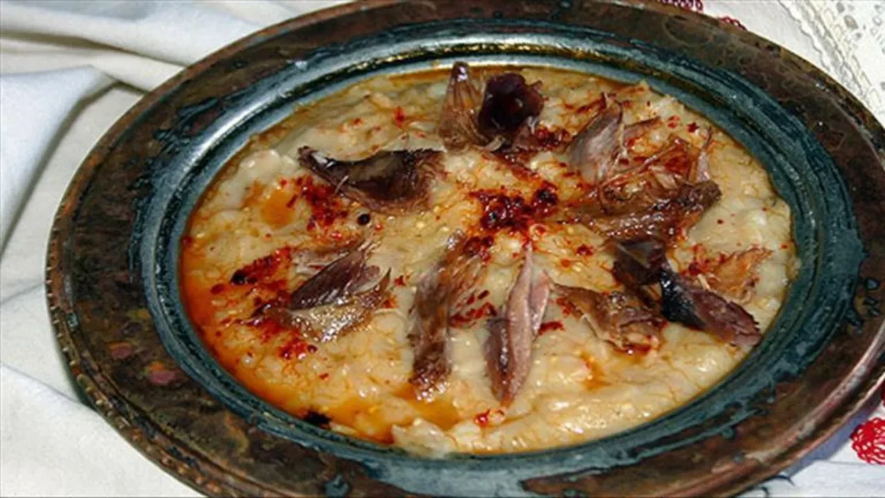 İftar sofrasının asırlık misafiri: Tam 8 saatte pişiyor, davul sesini duyan fırınlara koşuyor!