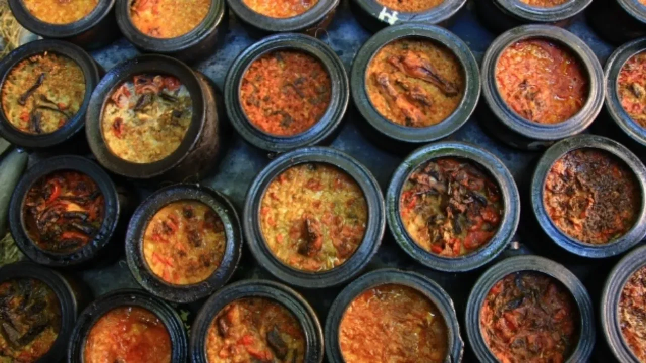 İftar sofrasının asırlık misafiri: Tam 8 saatte pişiyor, davul sesini duyan fırınlara koşuyor!