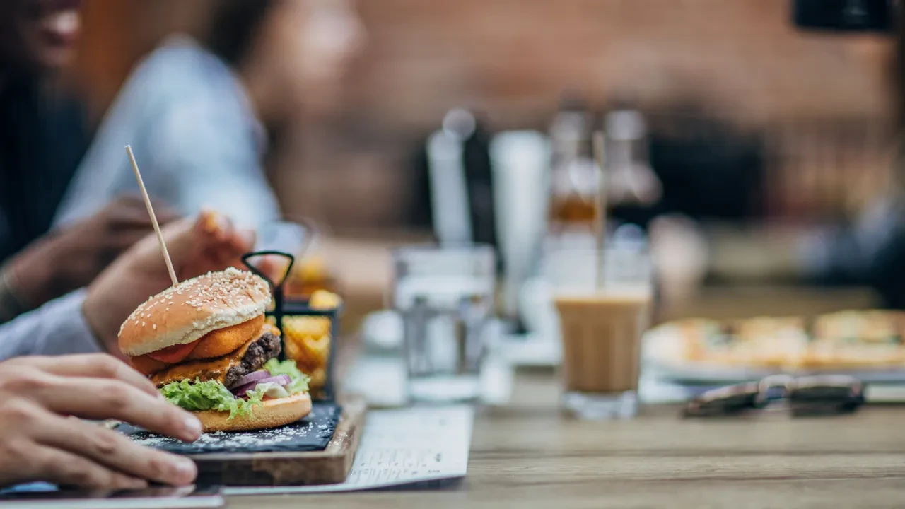 İftardan hemen sonra kahve çay içenler dikkat! Hastalıkları tetikliyor