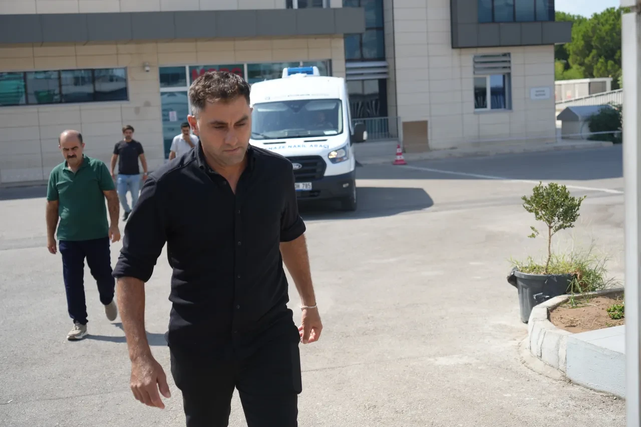 Kan donduran cinayeti anlattı! Eski eşini eşarpla boğarak öldürmüştü