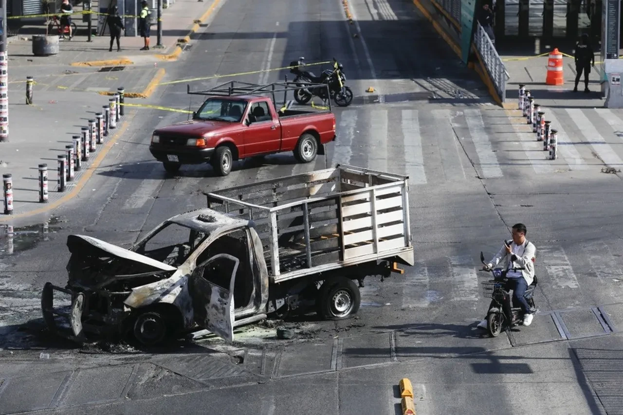 Meksika'da El Mencho'nun öldürülmesinin ardından intikam saldırıları! Halka 'evde kalın' çağrıları
