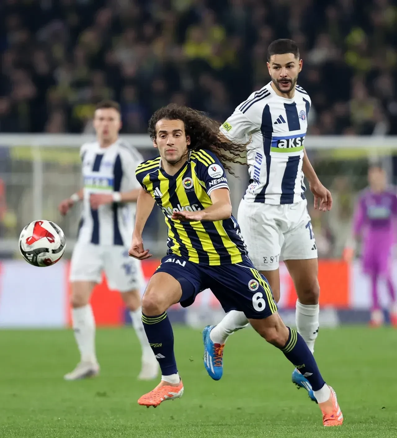 Önder Özen'den Fenerbahçe yönetimine sert mesaj: "Hayat öğretir"