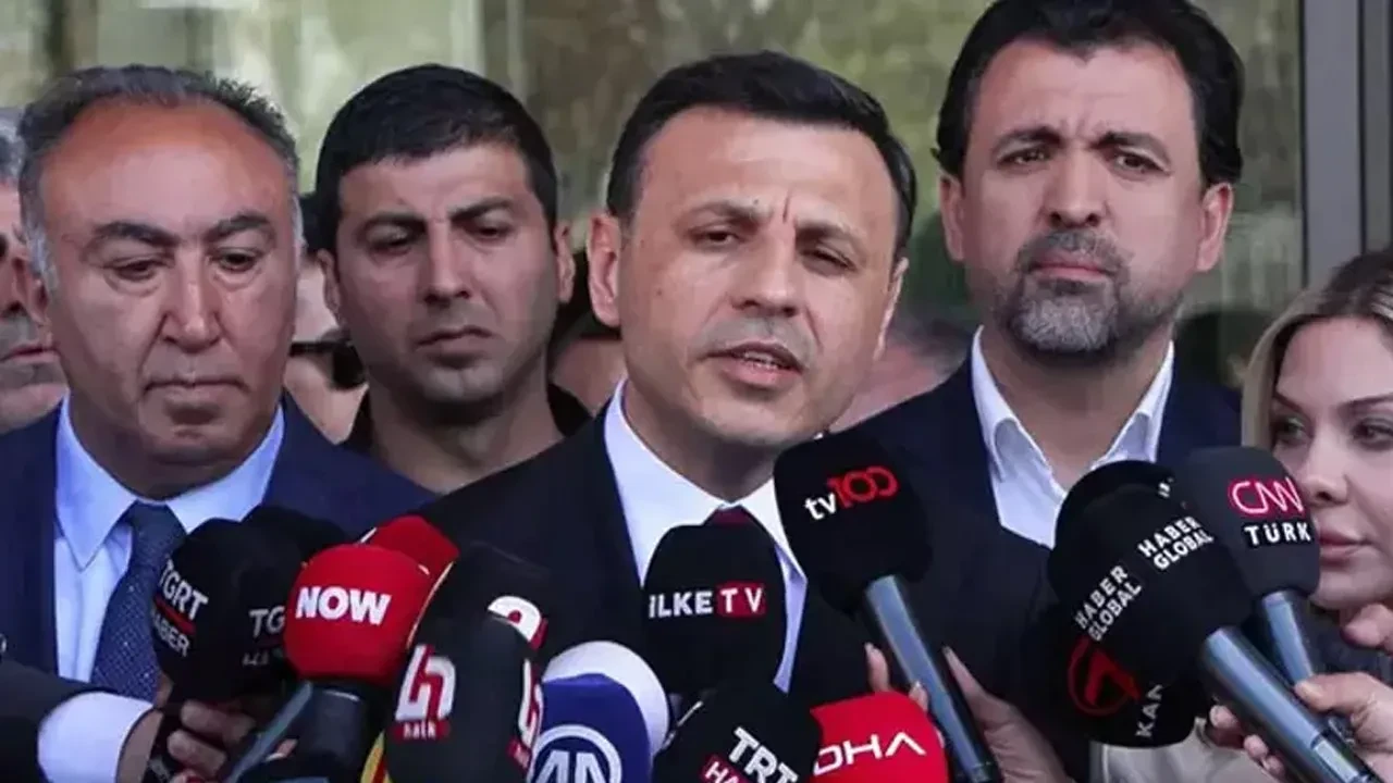 Özgür Çelik ve 25 CHP’linin yargılandığı dava ertelendi