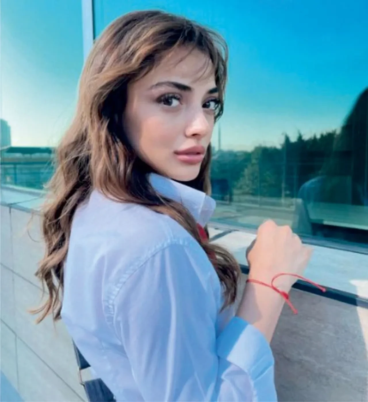 Rabia Soytürk Teşkilat dizisinin setinde kaza geçirdi! Az daha parmağı kopuyordu 