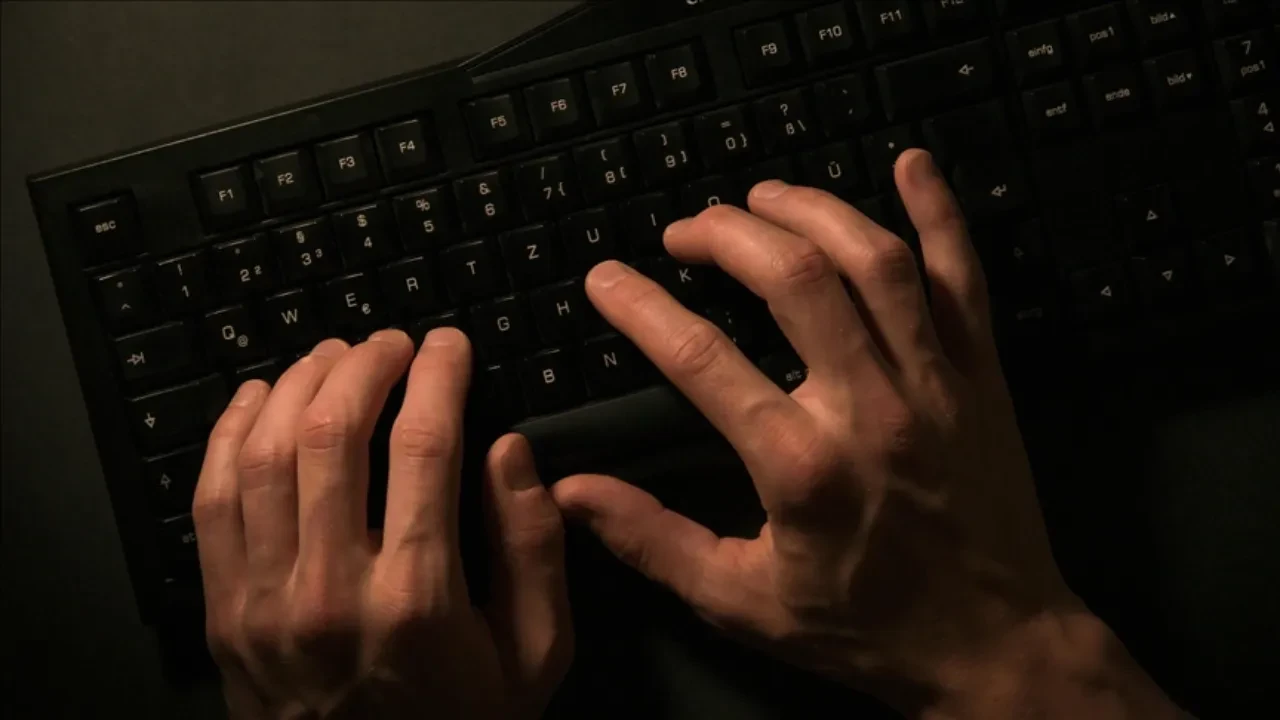 Rakip takıma bahis oynadılar! 10 ildeki bahis operasyonunda tutuklamalar