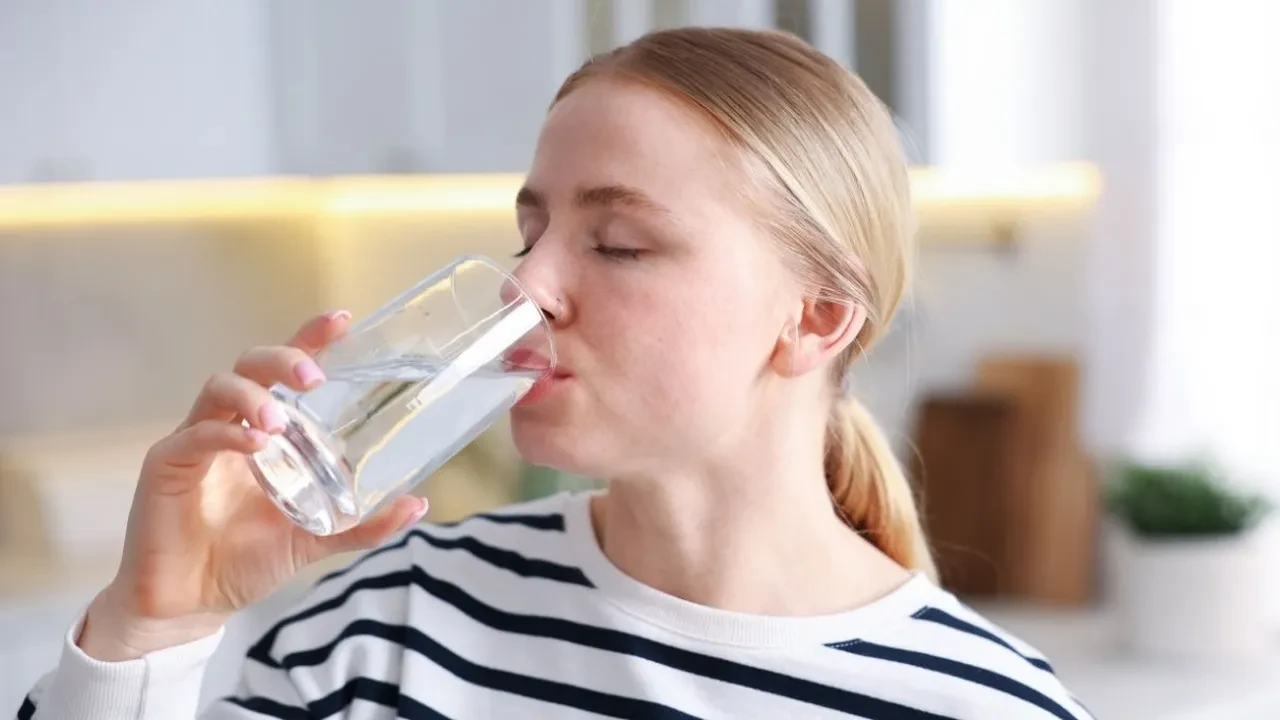 Sahurda su tüketimini hafife almayın! Ramazanda gün boyu susuz kalmamak için düzen nasıl olmalı?