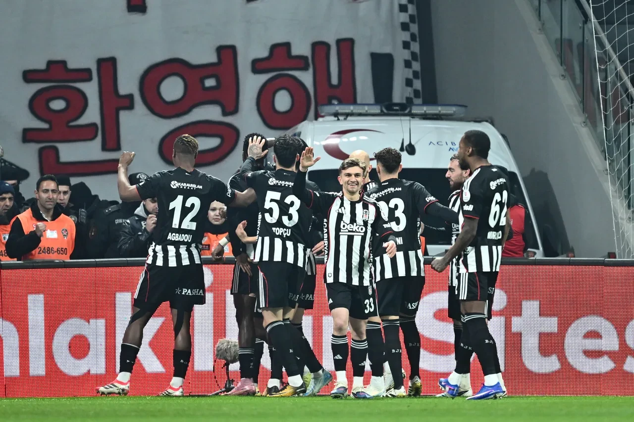 Sergen Yalçın'a diz çöktüren gol! Hyeon Gyu Oh Beşiktaş tarihine geçti, futbol otoriterlerinin ağzı açık kaldı